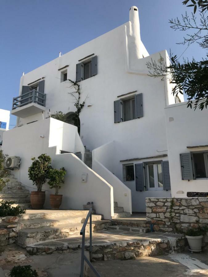 Hara'S Villa In Naousa , Paros Экстерьер фото